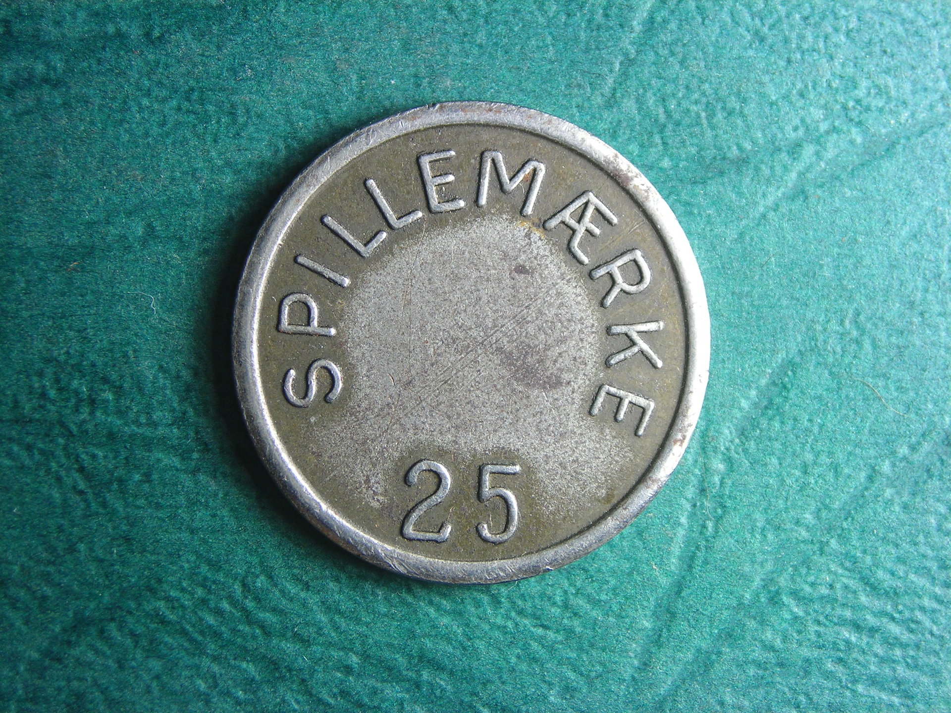 25 Spillemaerke token obv.JPG