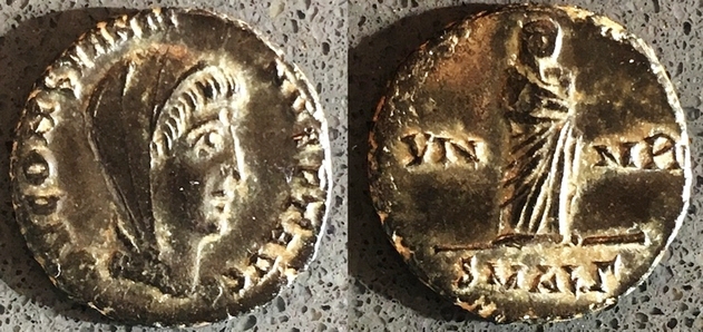 2717 Divus.jpg