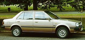 280px-Nissan_Sunny_Sedan_1982.jpg
