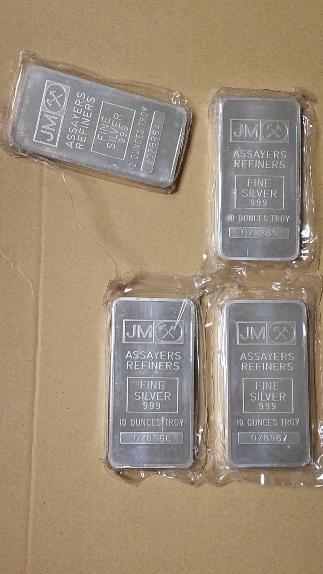 2r18khmu34wy.jpg