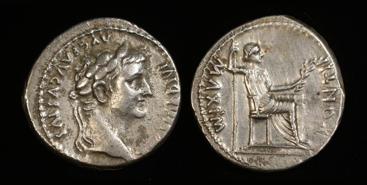 3-Tiberius-den-sm.jpg