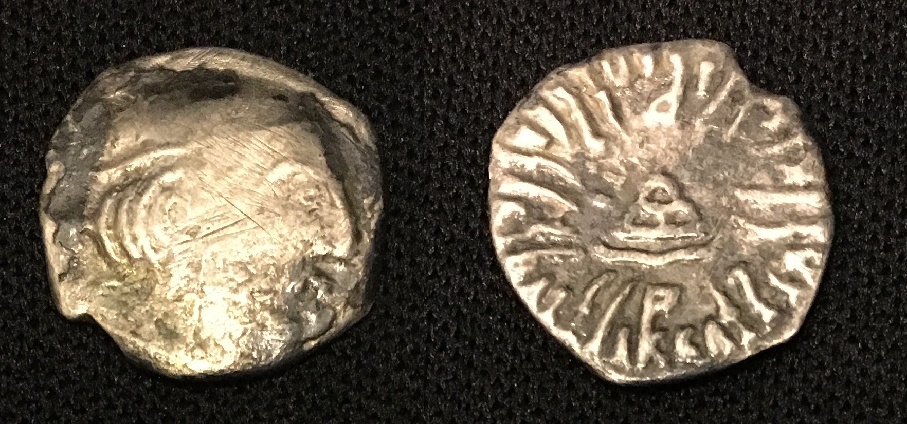 383-388 AD Western Kshatrapas Drachm Rudrasena IV Combined.jpg