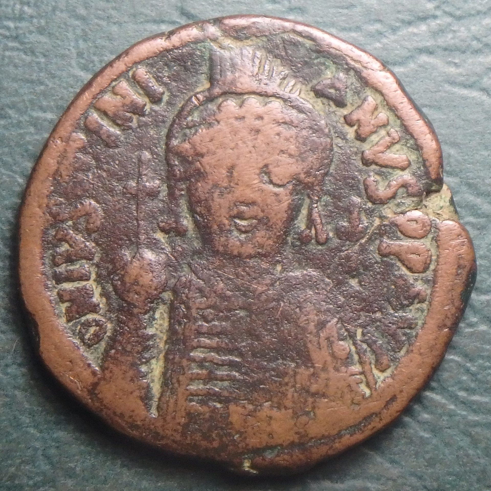 527-565 Justinian obv.JPG