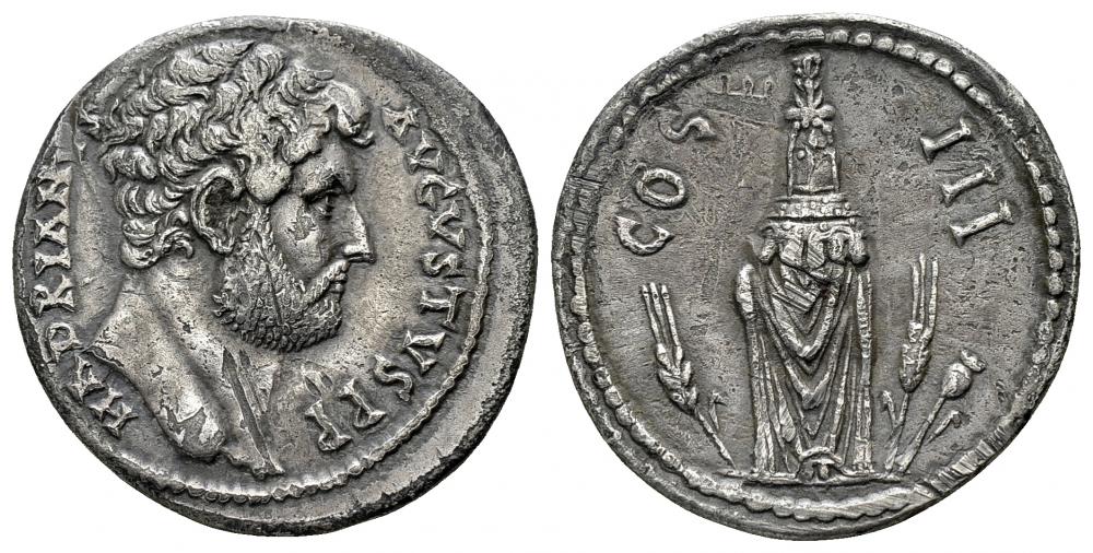 539 P Hadrian RIC510.jpg