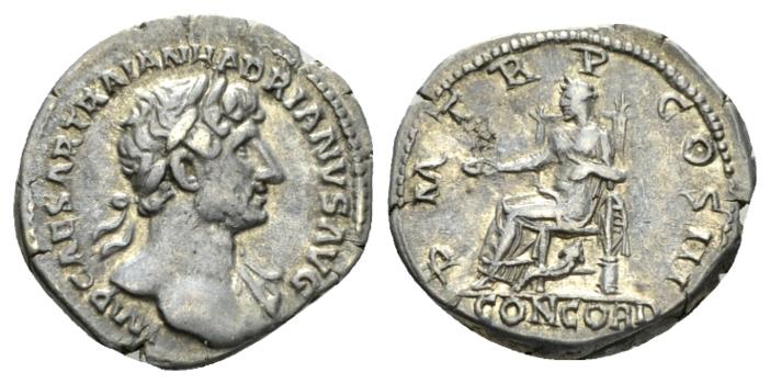 569Hadrian RIC118.jpg