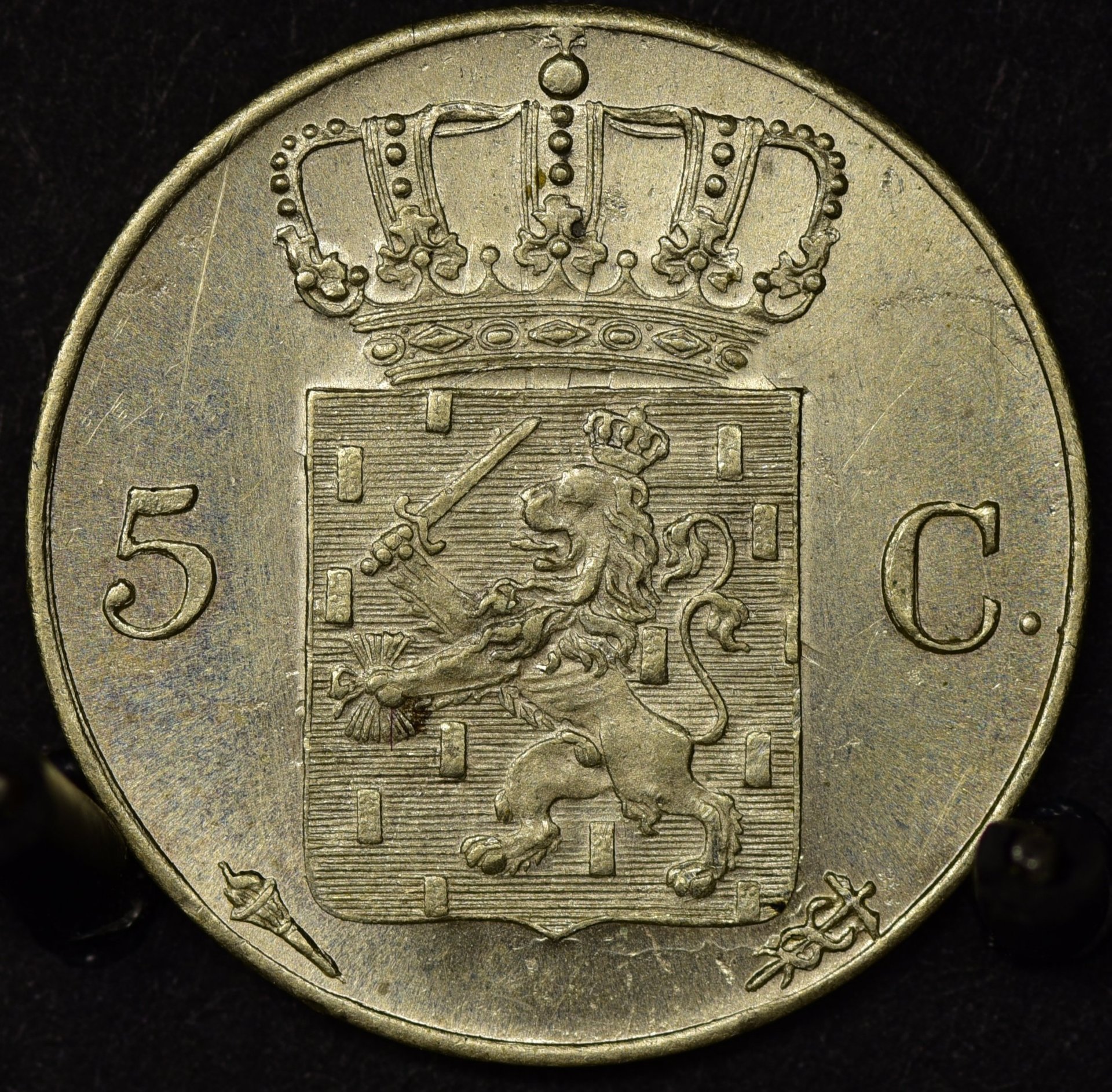 5C27-1980x1945.jpg