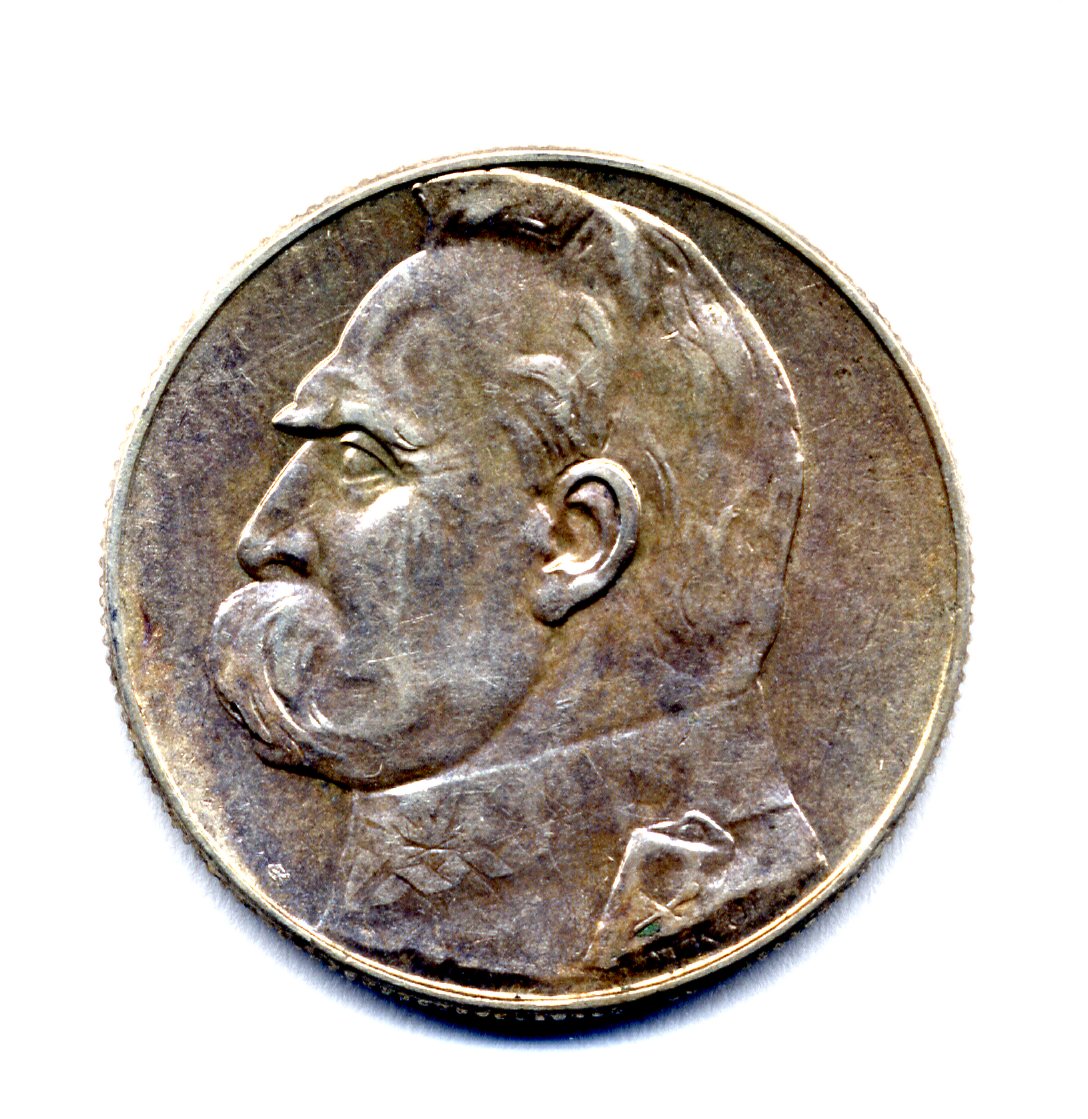 5zl1936361.jpg