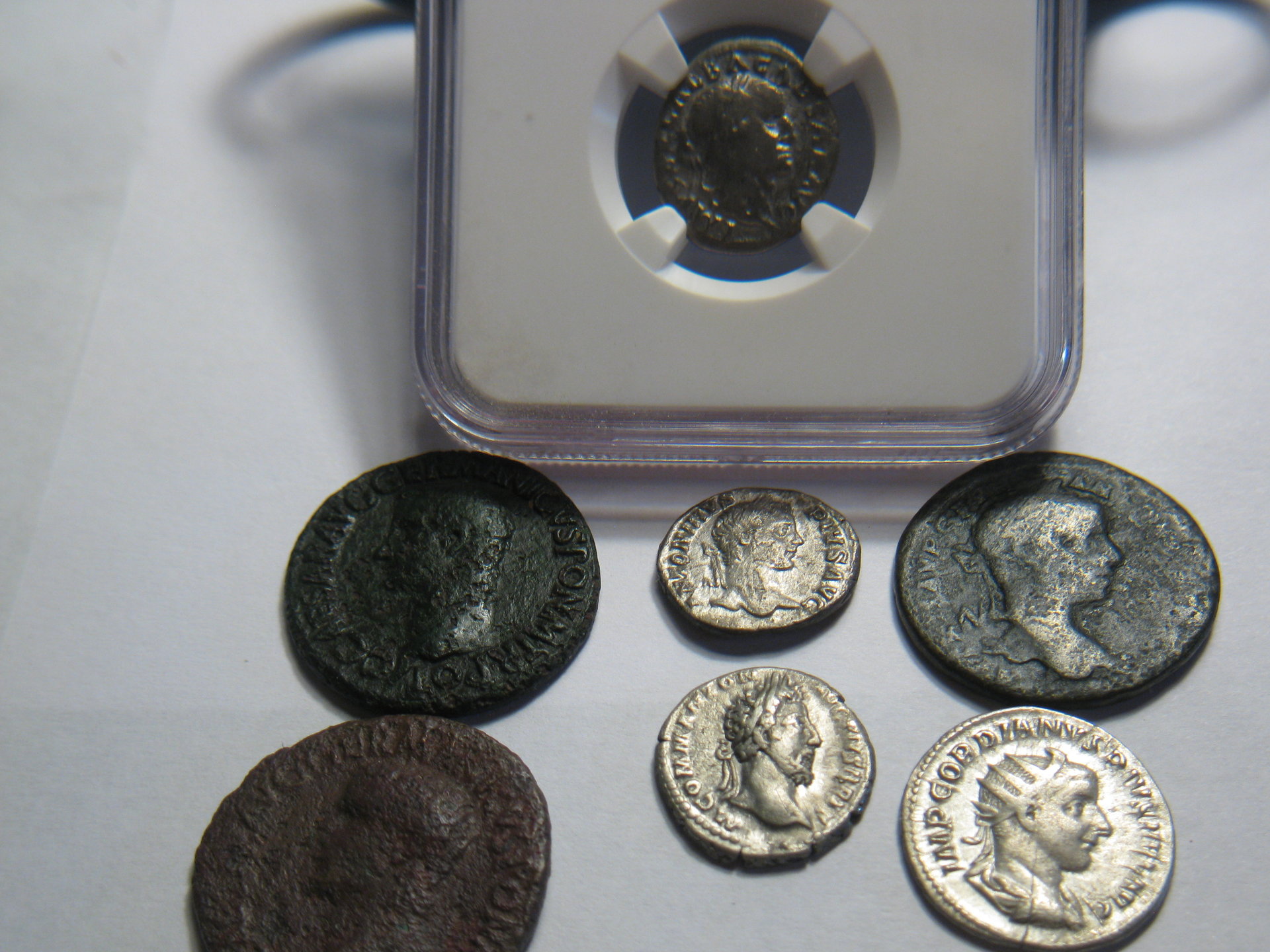 6 of the 12 emperors killed by their praetorian guard 002.JPG
