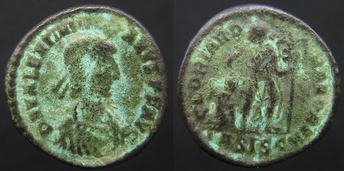 (6) Theodosius I RIC IX. Siscia 27d type 6..jpg