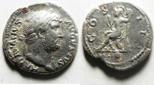 64Hadrian RIC 163var.jpg