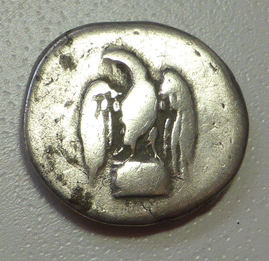 69-79 Vespasian Denarius rev.jpg