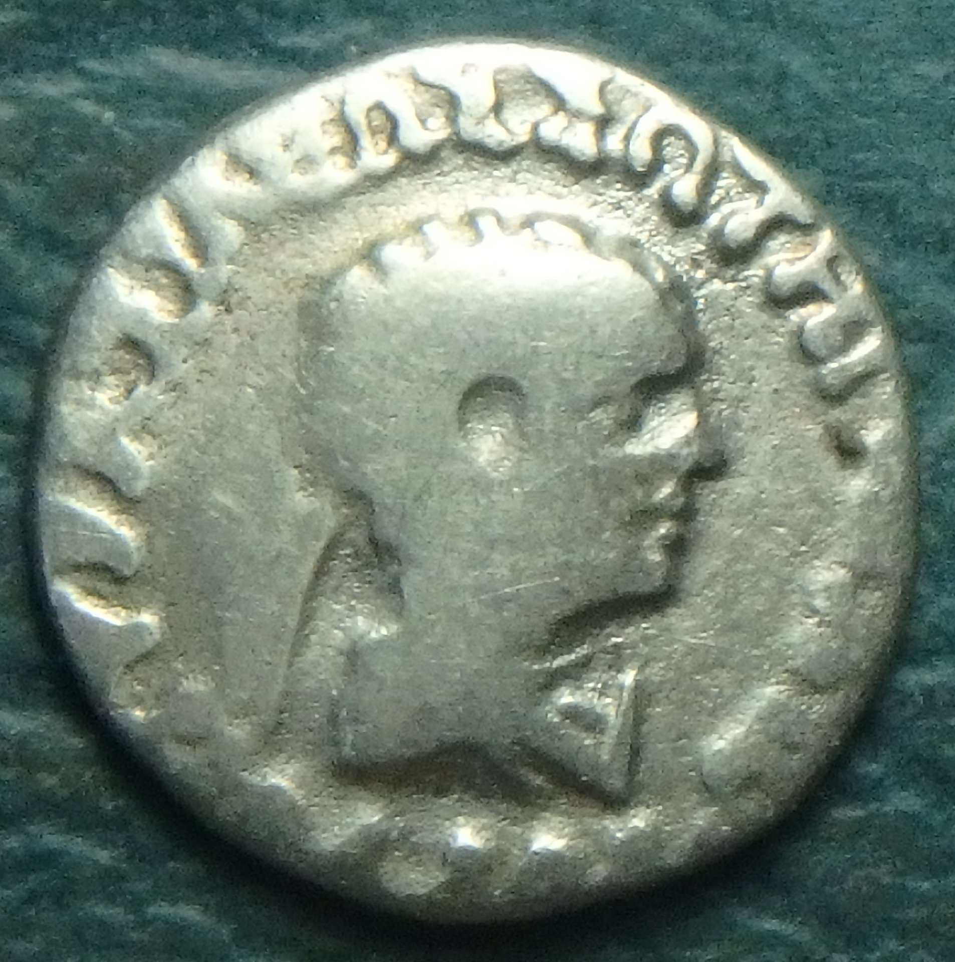 80-60 BC Apollodotos II obv (1).JPG