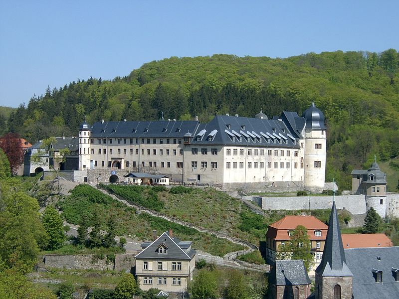 800px-2007-04_Stolberg_(Harz)_22.jpg