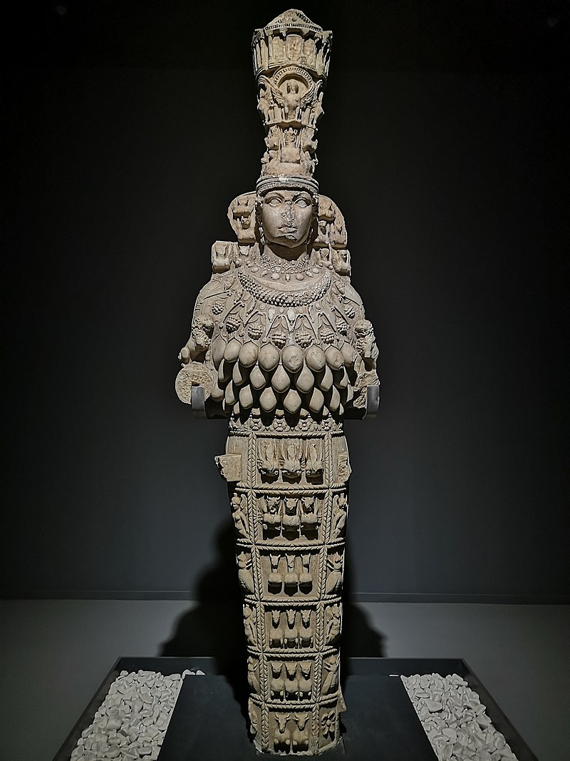 800px-Efes_Müzesi,_2019_11.jpg