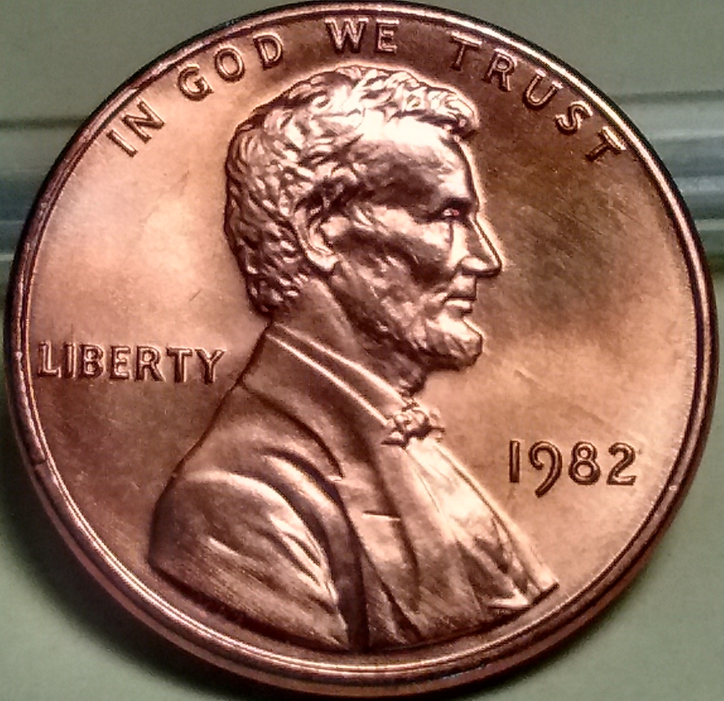82 niinc small date obv.jpg