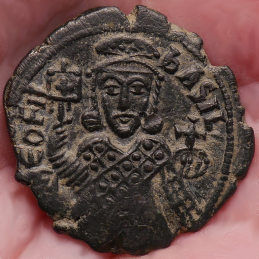 829_to_842_Theophilus_AE_Follis_01_02.png
