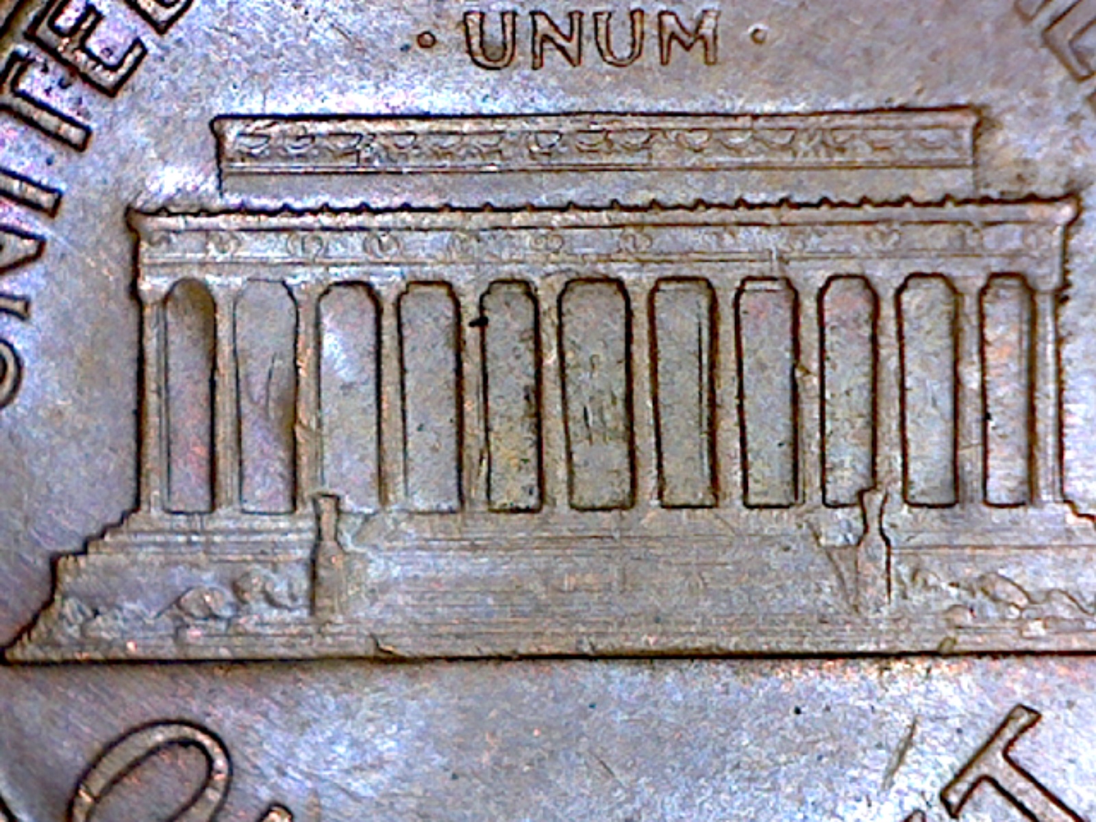 82pluribus6.jpg