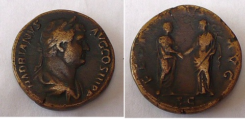 83Hadrian .RIC754.jpg