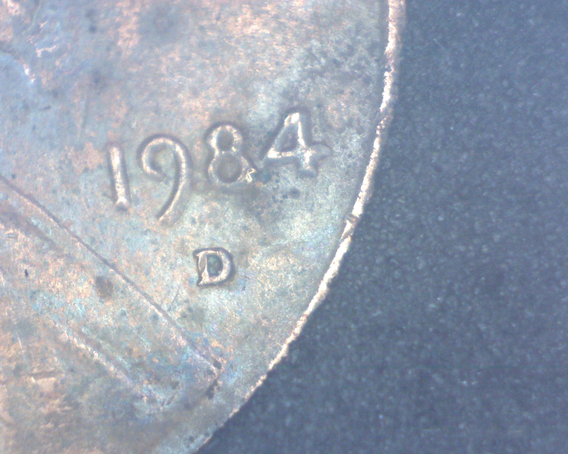 84D dategreen.jpg