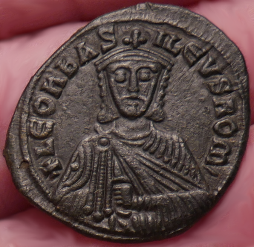 886_to_912_LeoVI_AE_Follis_01.png
