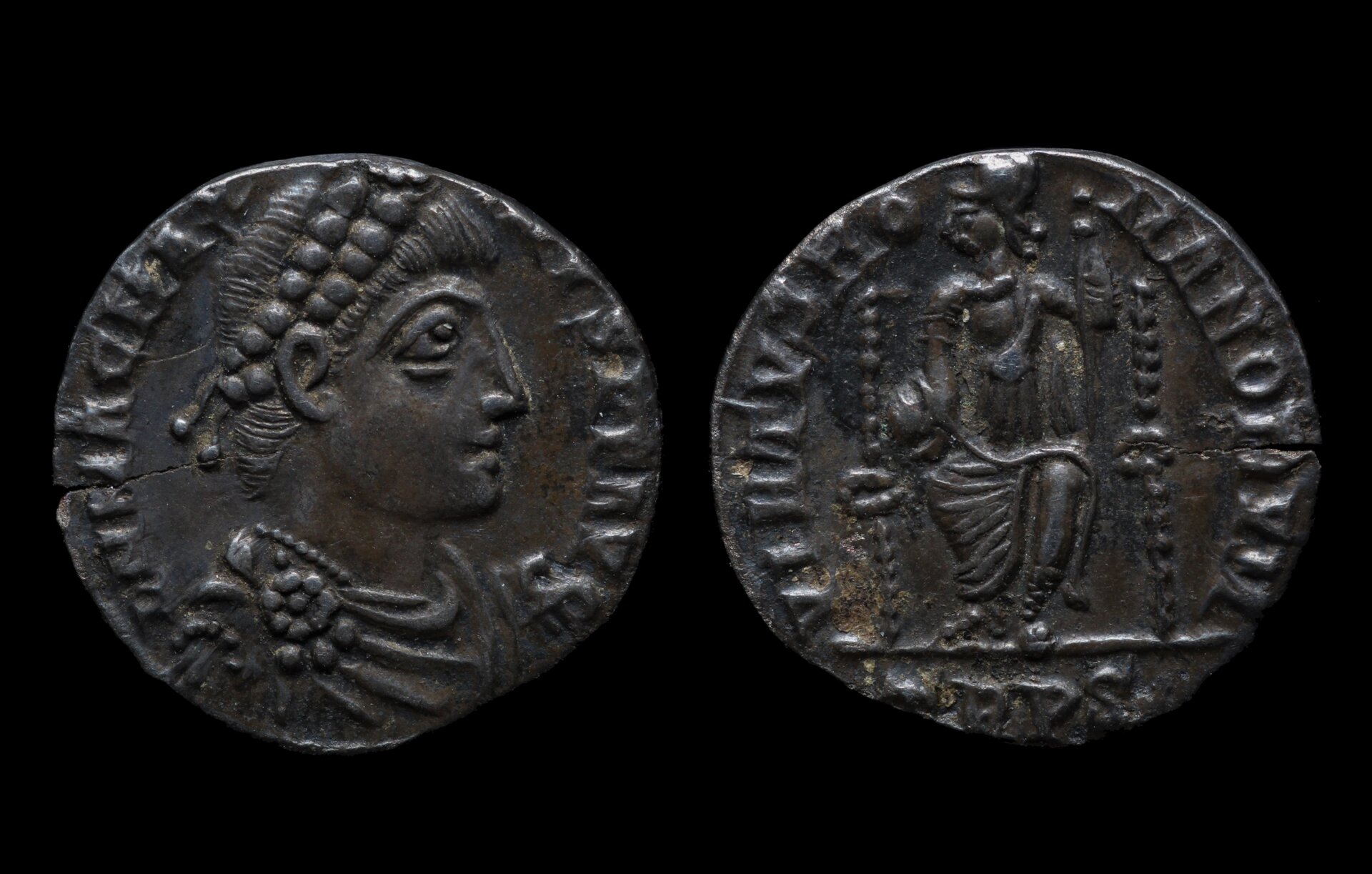 9.151 Magnus Maximus Siliqua Treveri.jpg