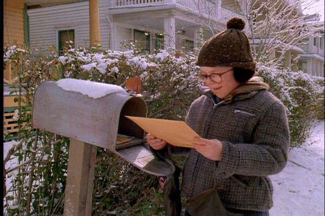 94675f2605e768bc9fd045c7d7923789--a-christmas-story-christmas-movies.jpg