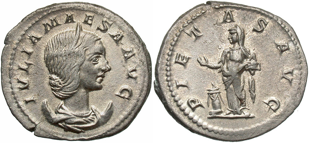 9JuliaMaesa-ant.jpg