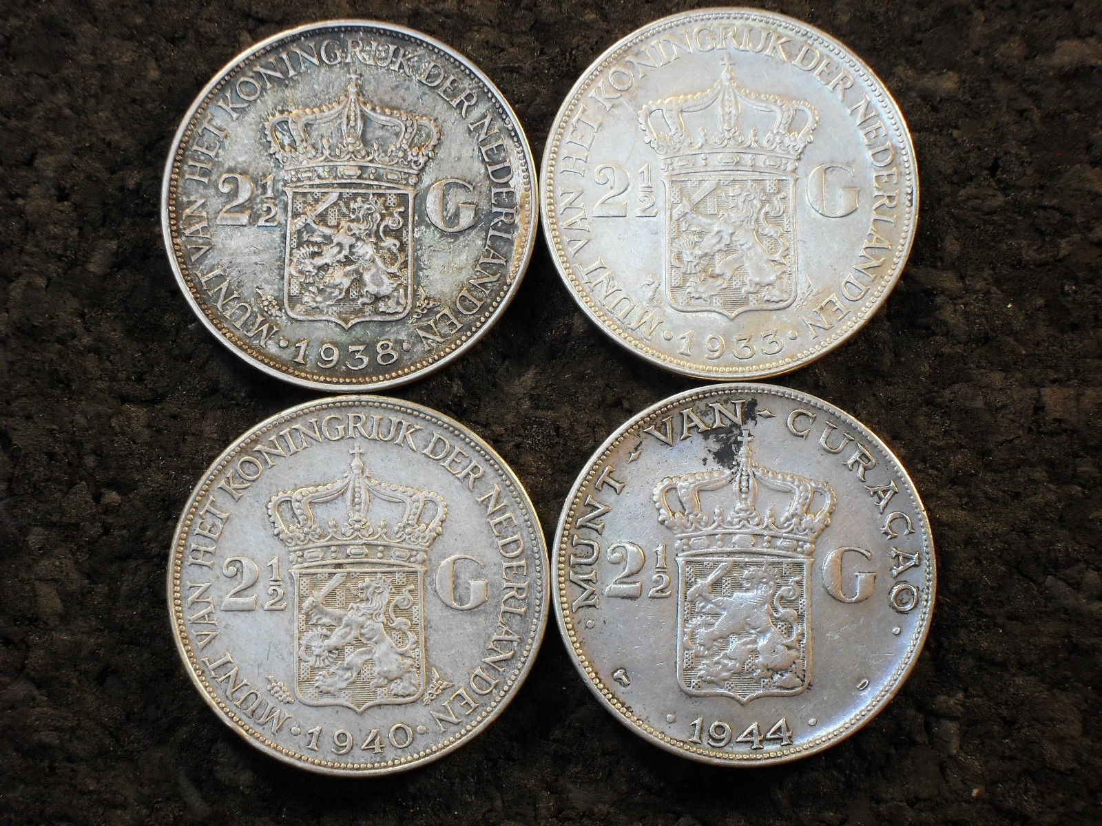 _Lot - Netherlands - 1933 1938 1939 Cur 1944 2.5 Gulden $52.50 Oct 2016.jpg