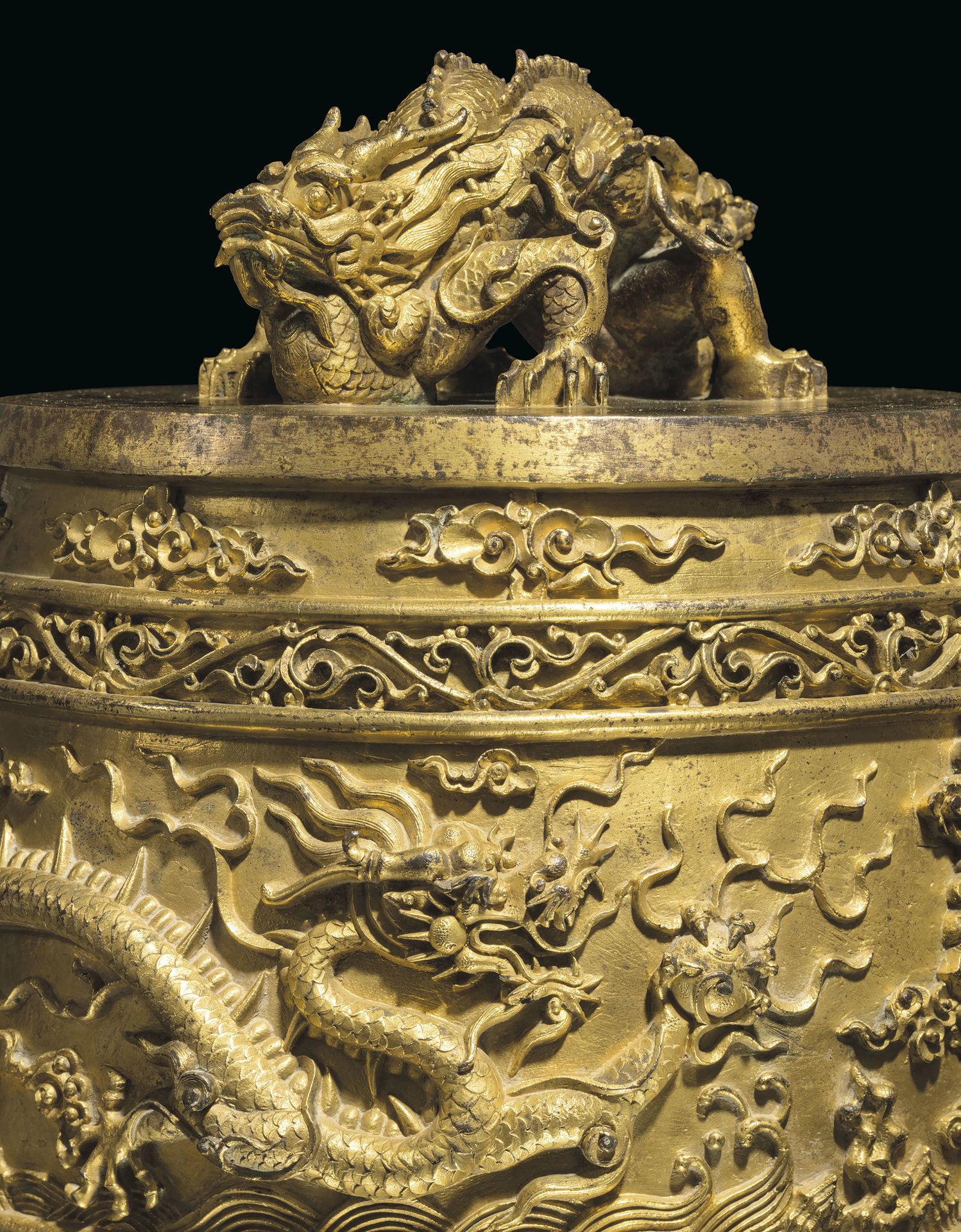 _magnificent_rare_imperial_gilt-bronze_bell_bianzhong_qianlong_period_.jpg