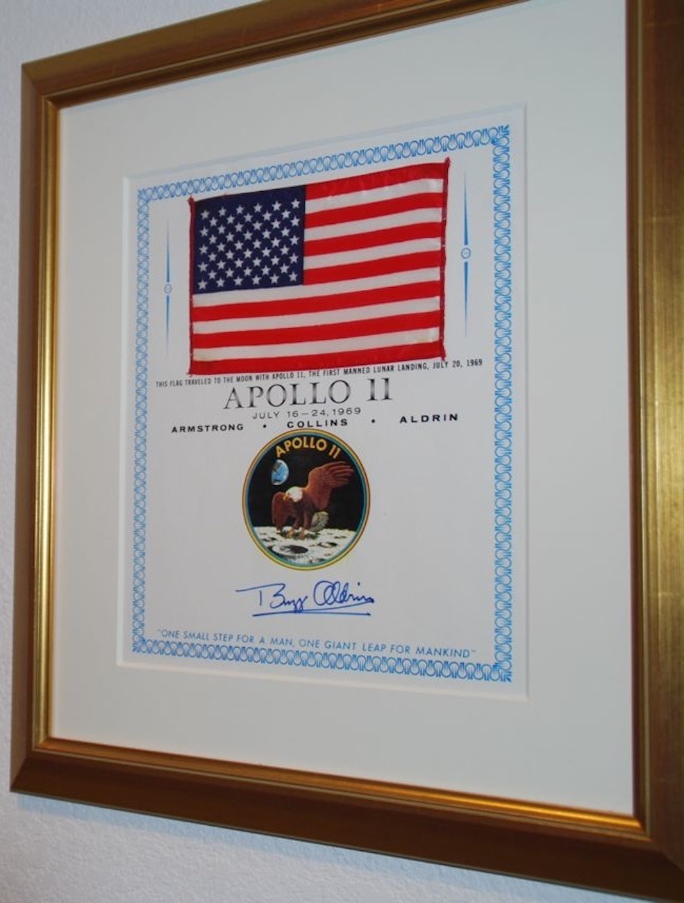 A11FlagFramedL.jpeg