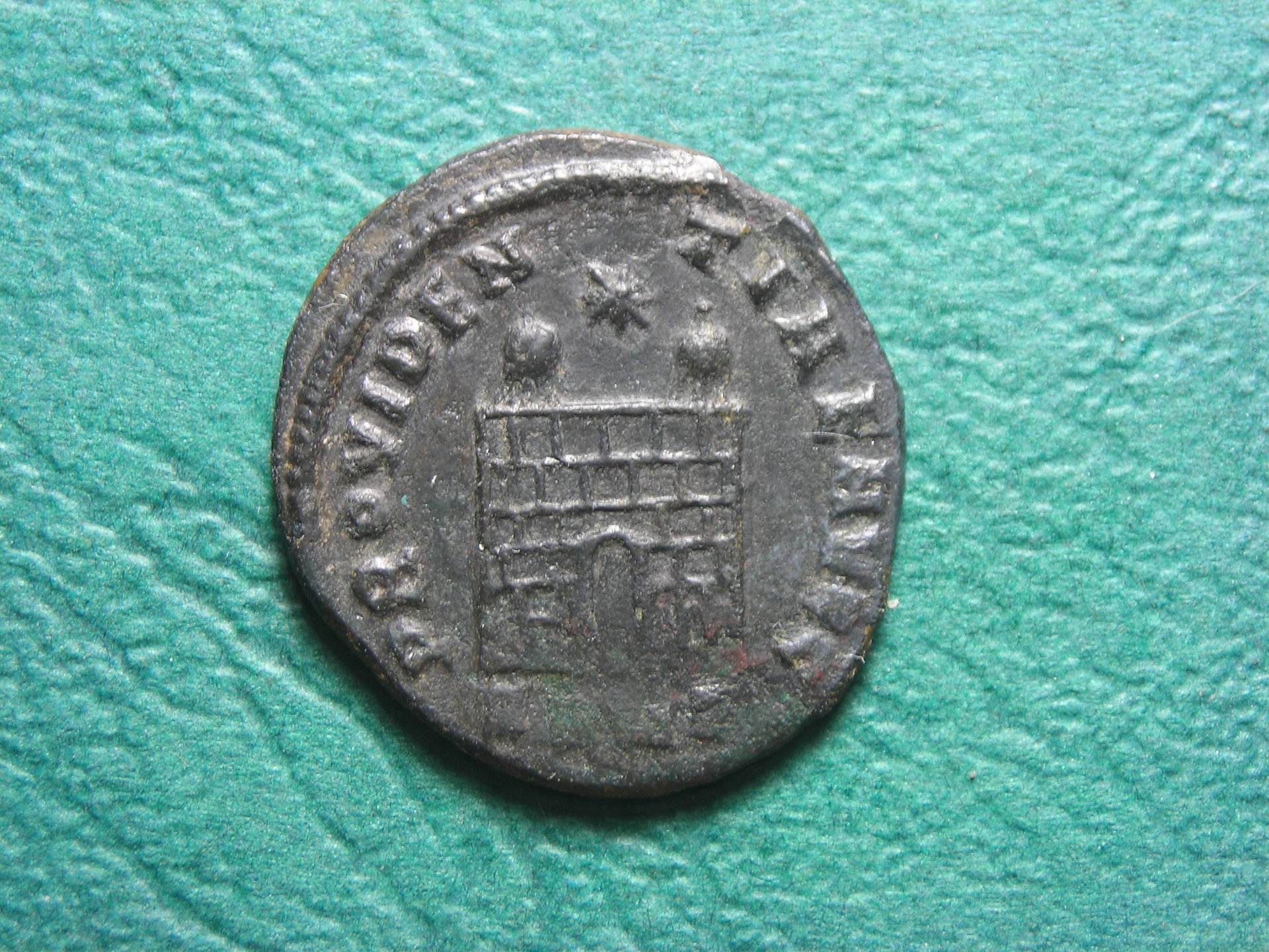 A14-Constantine I rev.JPG