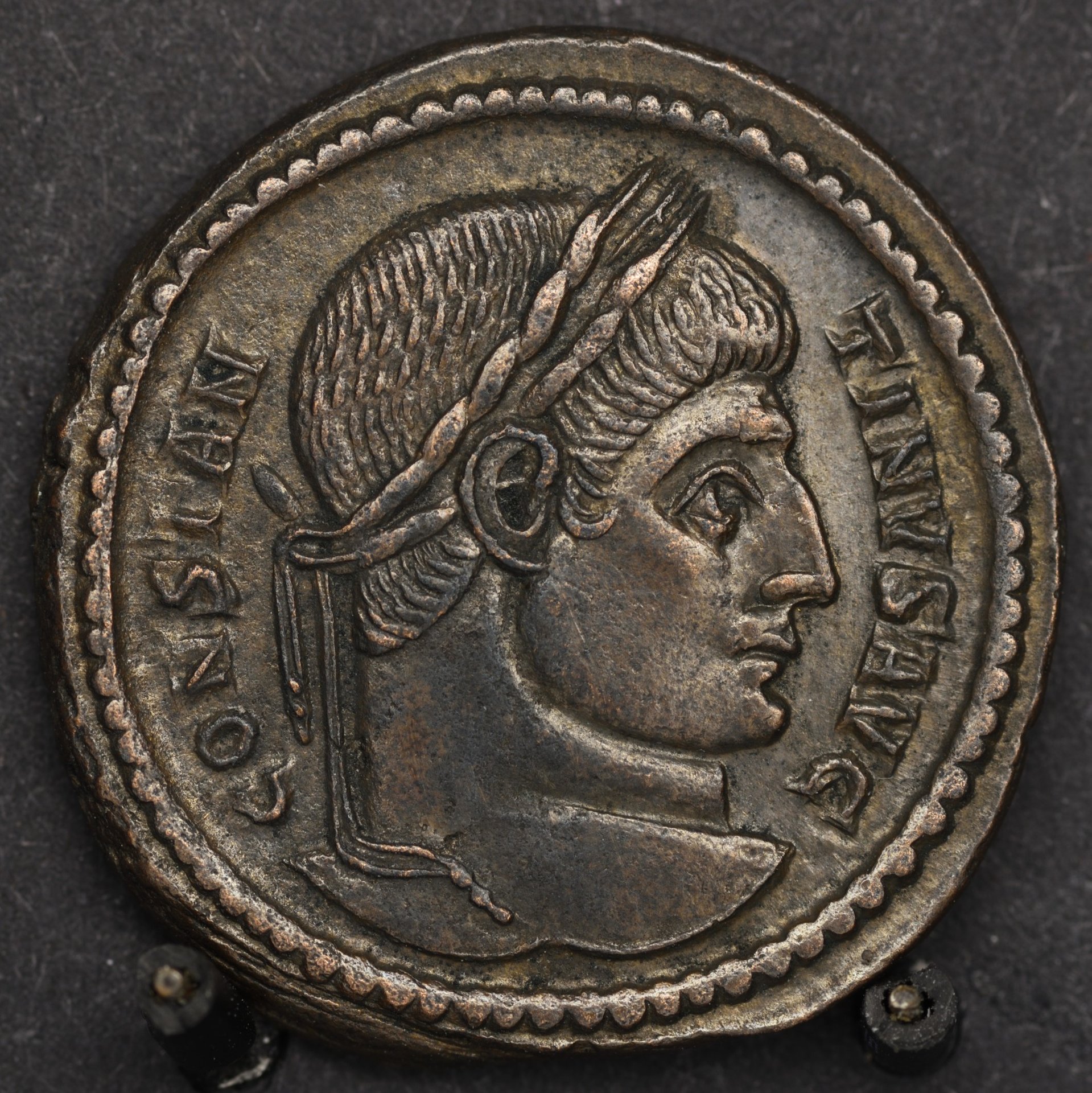 AE3C1-1979x1980.jpg