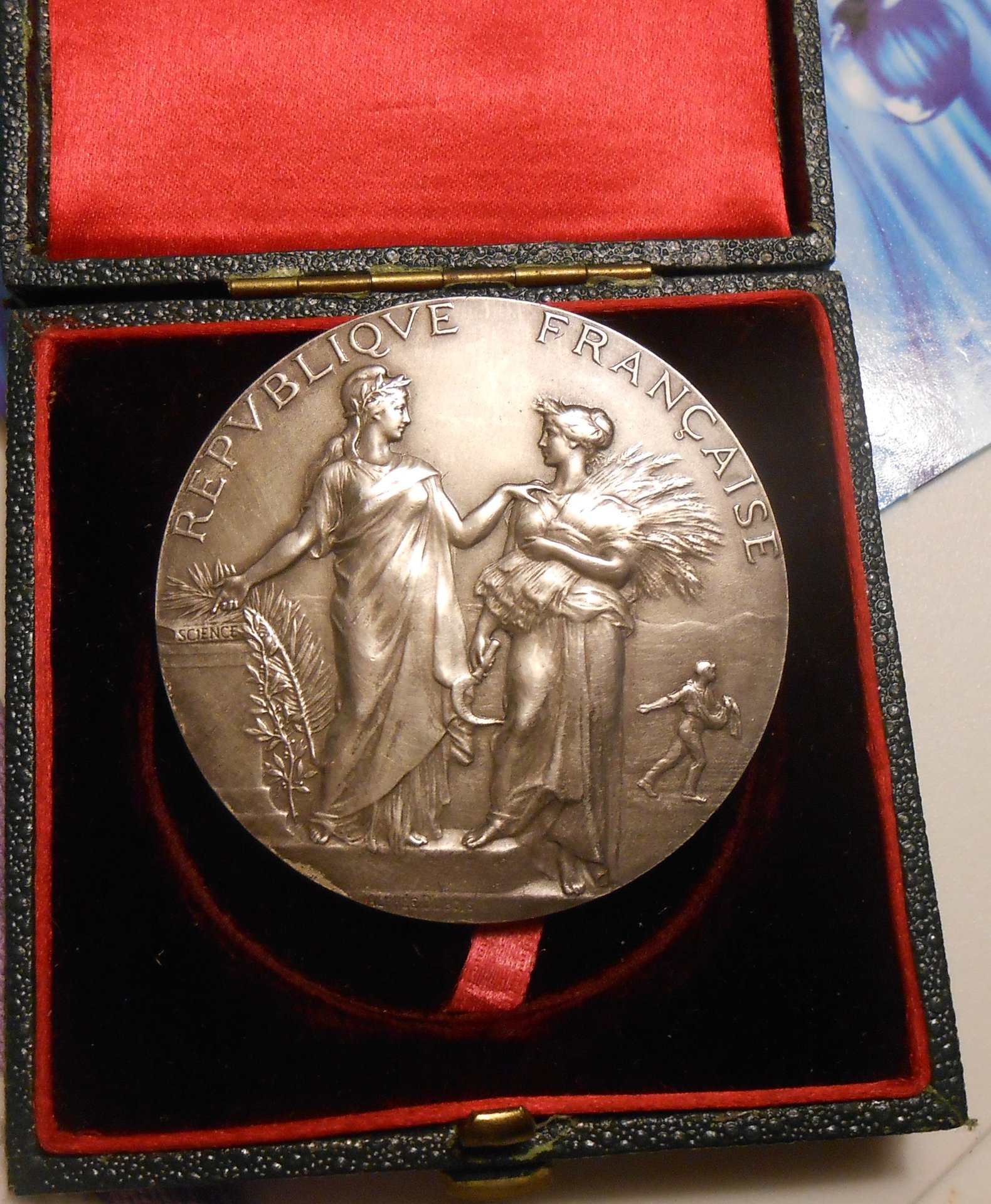 agriculturemedals silver.jpg