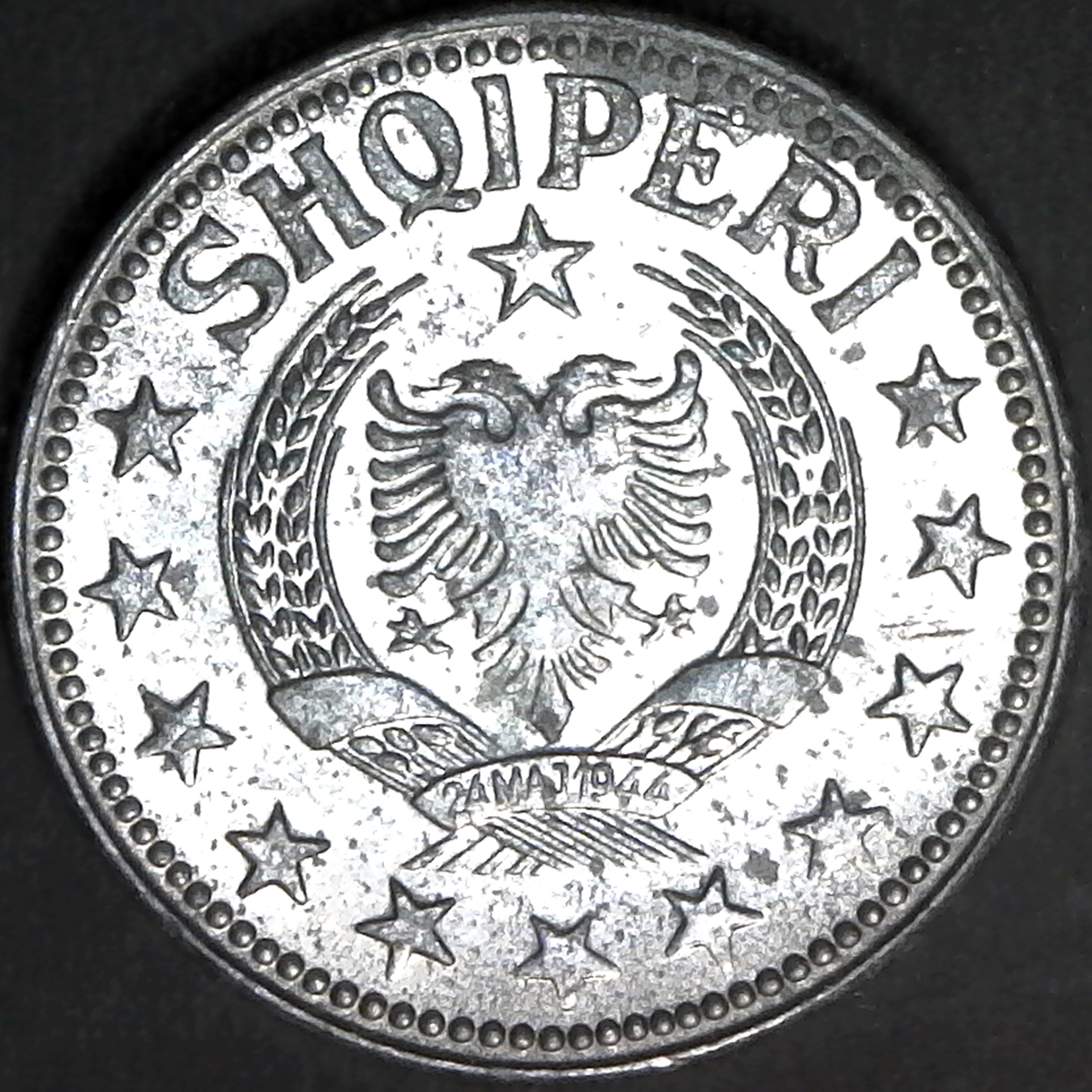 Albania 1 Lek 1957 rev.jpg