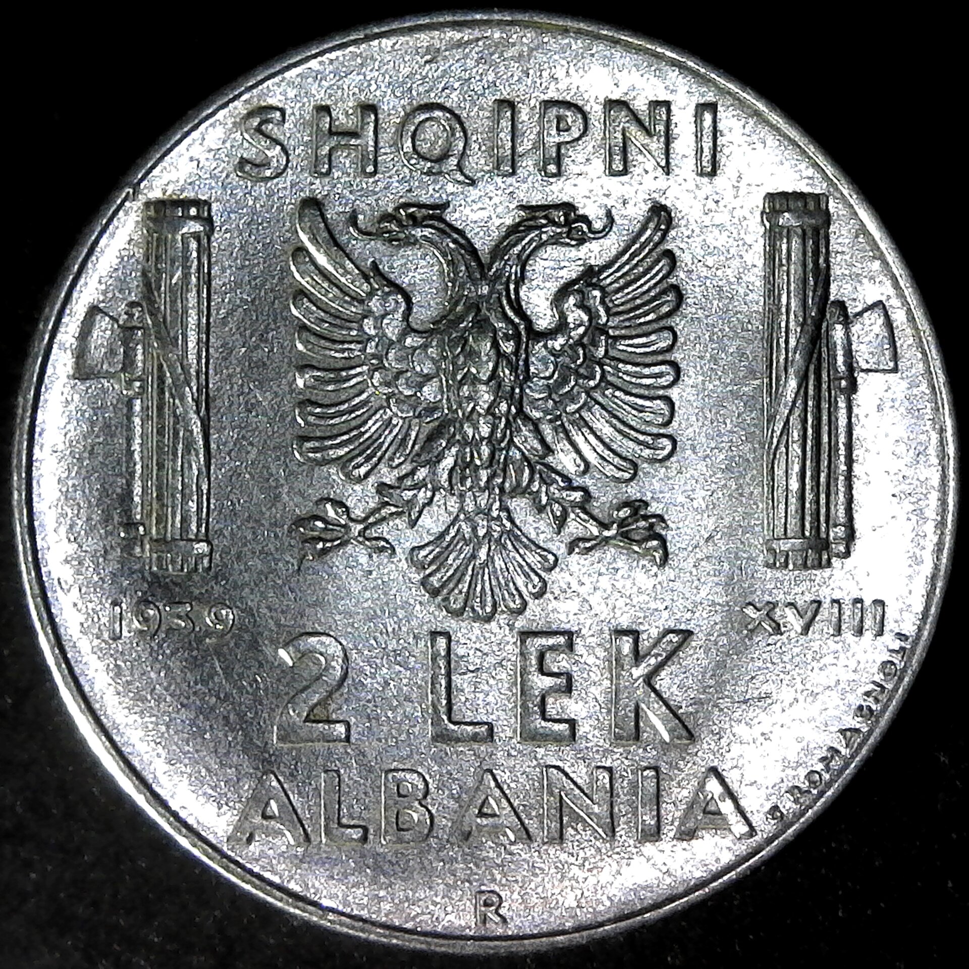 Albania 2 Lek 1939 reverse (2).jpg