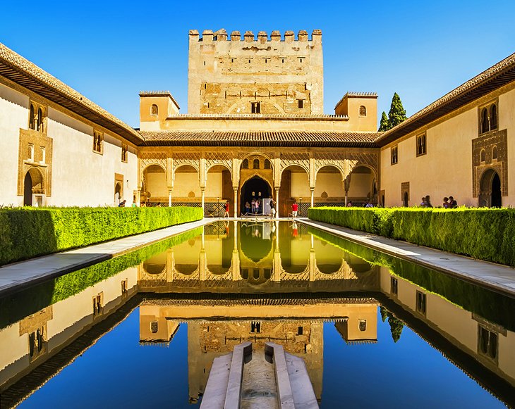 alhambragranada.jpg