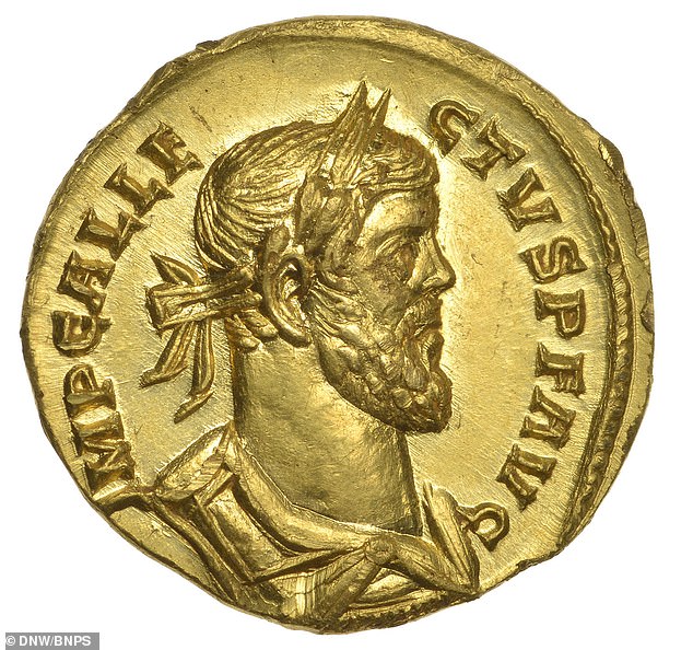 Allectus aureus, obv..jpg