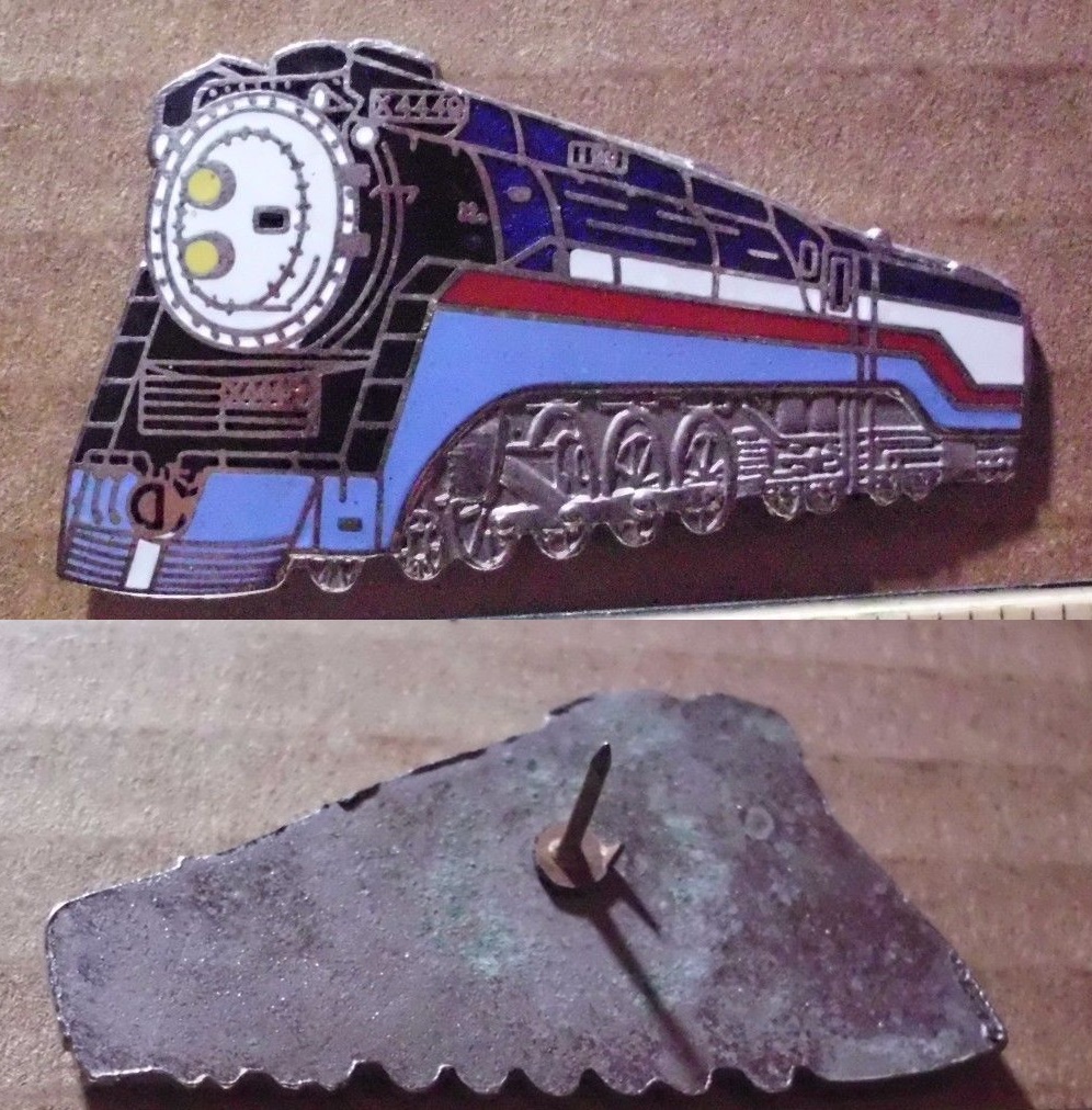 American Freedom Train X4449 Engine Enamel station Yard tour-vert.jpg