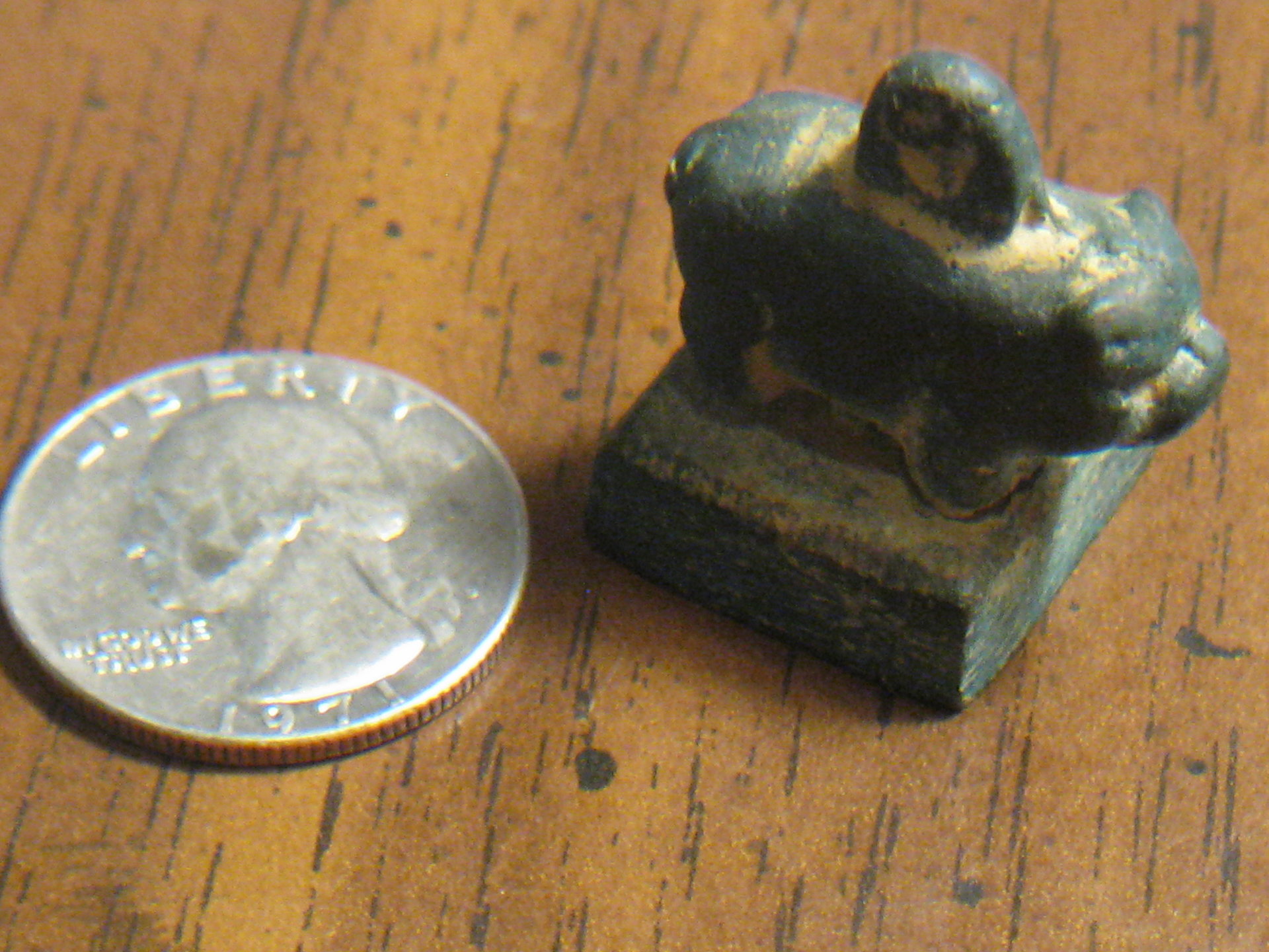 ancient bronze calph. stamp 002.JPG