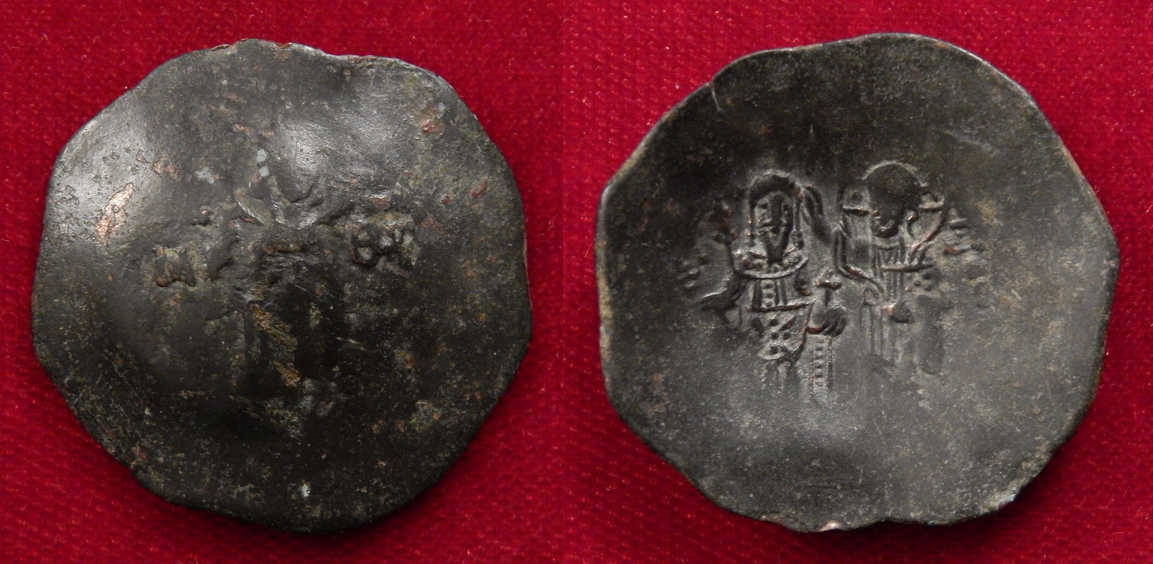 Andronicus_I_obverse_and_reverse_1_vertical_800_Mary_on_obverse.jpg