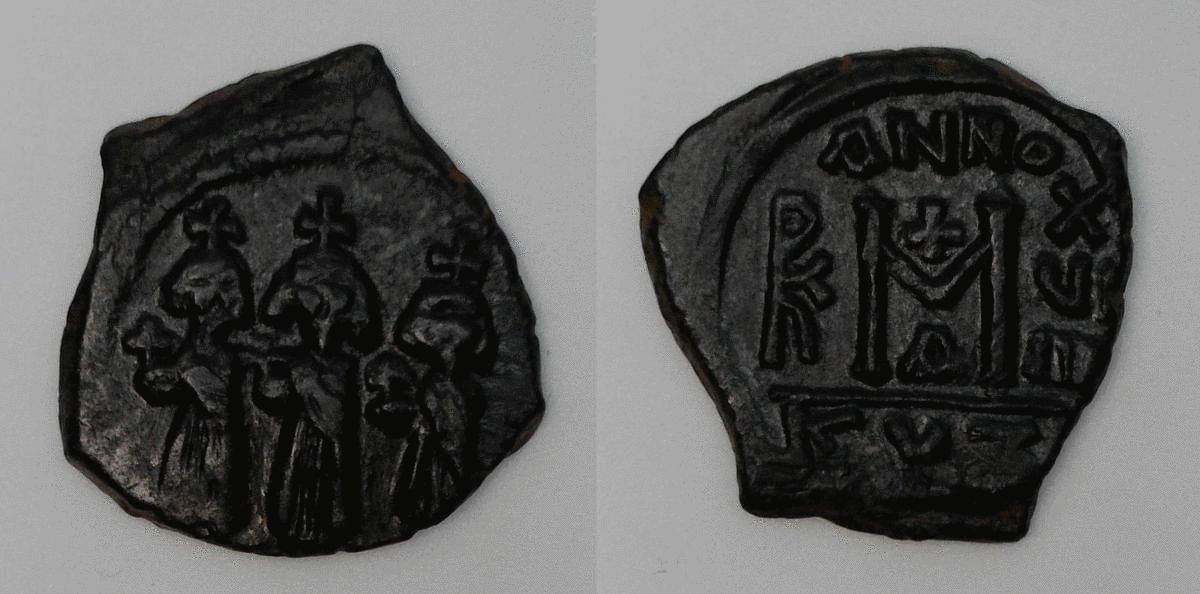 Animated Monogram.gif