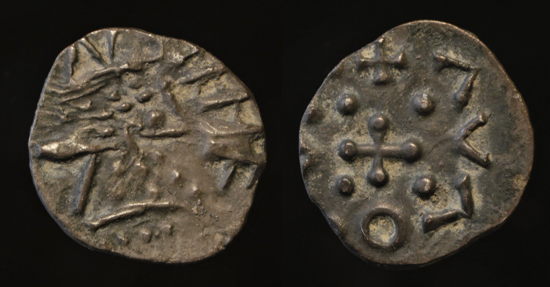 Anonymous - Sceatta (series D, type 2c, sub-variety 3c, 695-715 AD).jpg