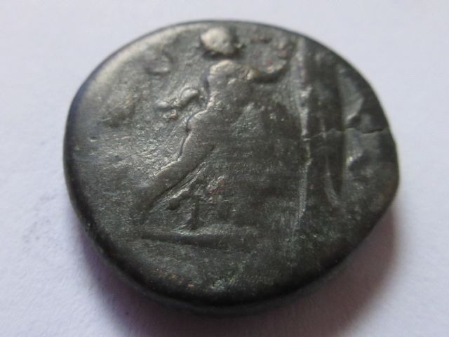 antigonos pan.JPG