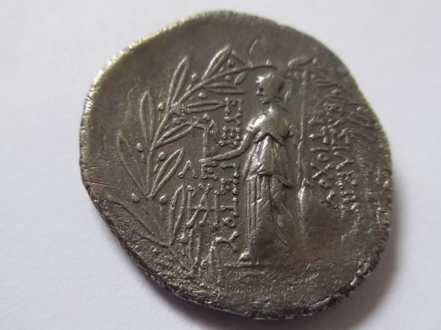 antiochus VII athena reverse punch stlyle.JPG