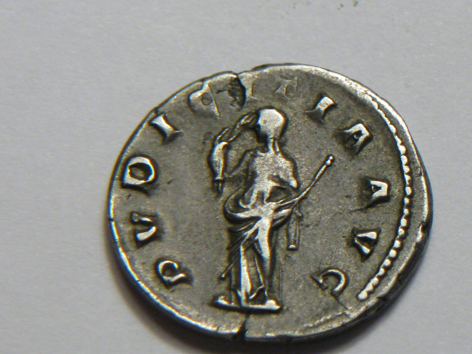 antoninianus Hernnia Etruscilla 002.JPG