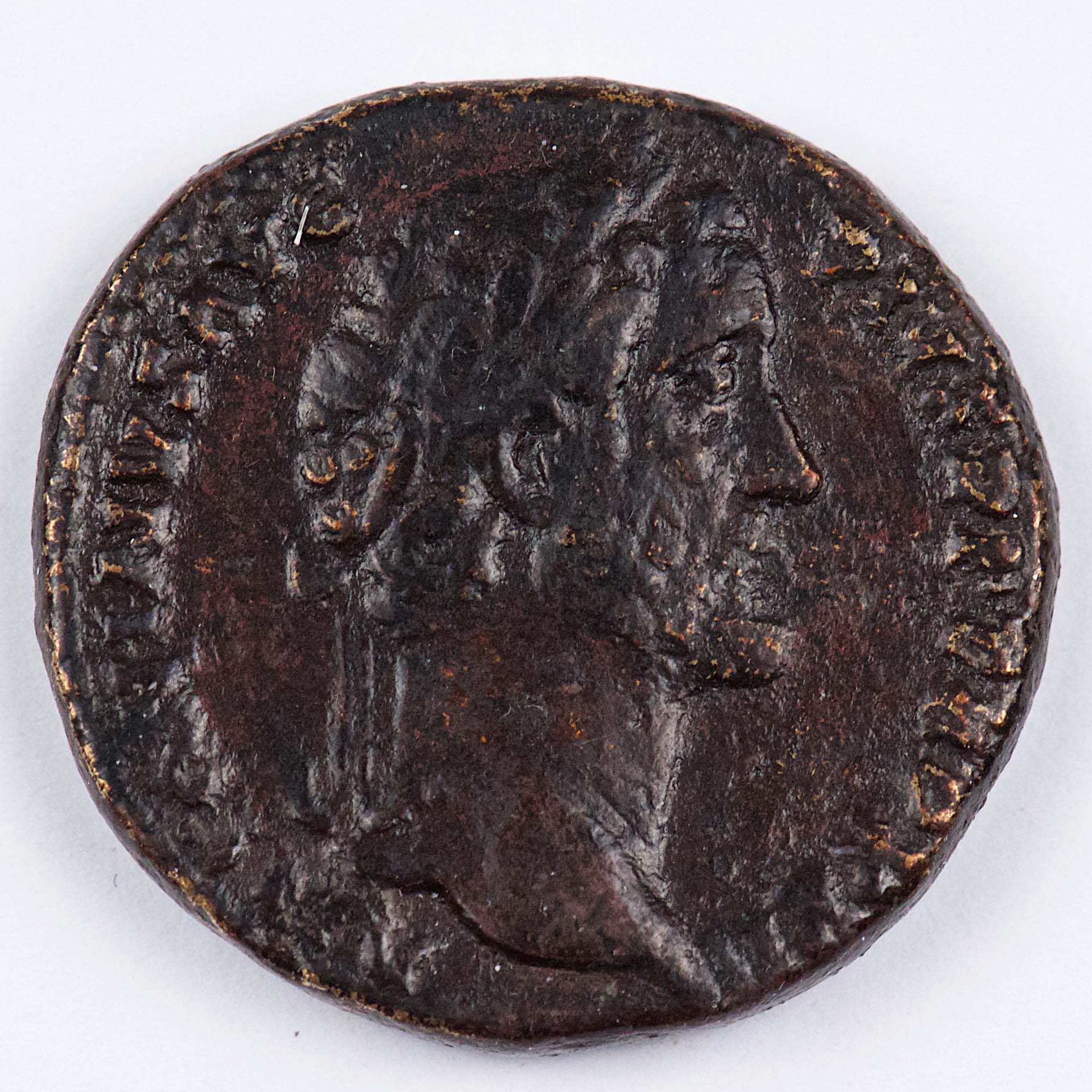 Antoninus Pius 159-60 AD 57.21.jpg