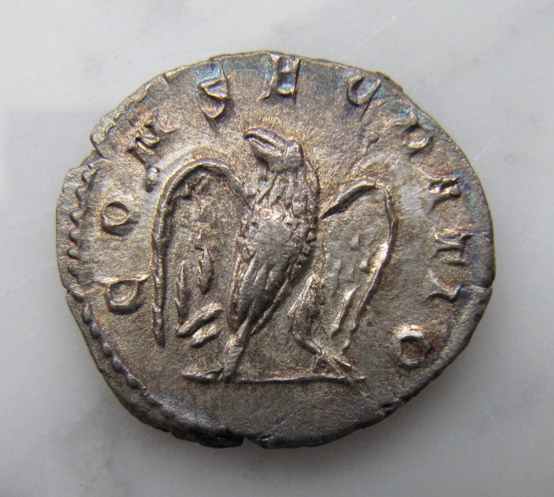 Antoninus Pius Antoninian-Divo Pio-Rev - 1.jpg