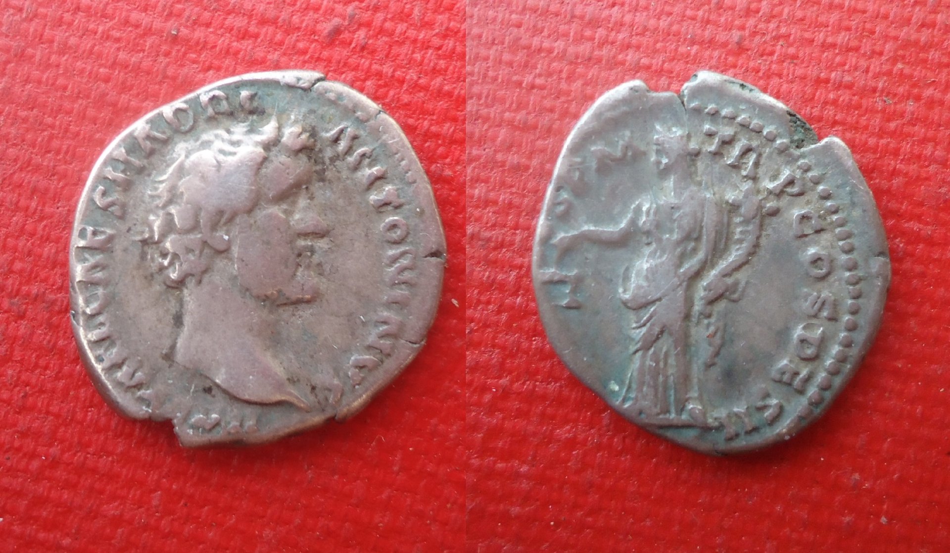 Antoninus Pius - Den Aequitas Sep 2013  (0).jpg