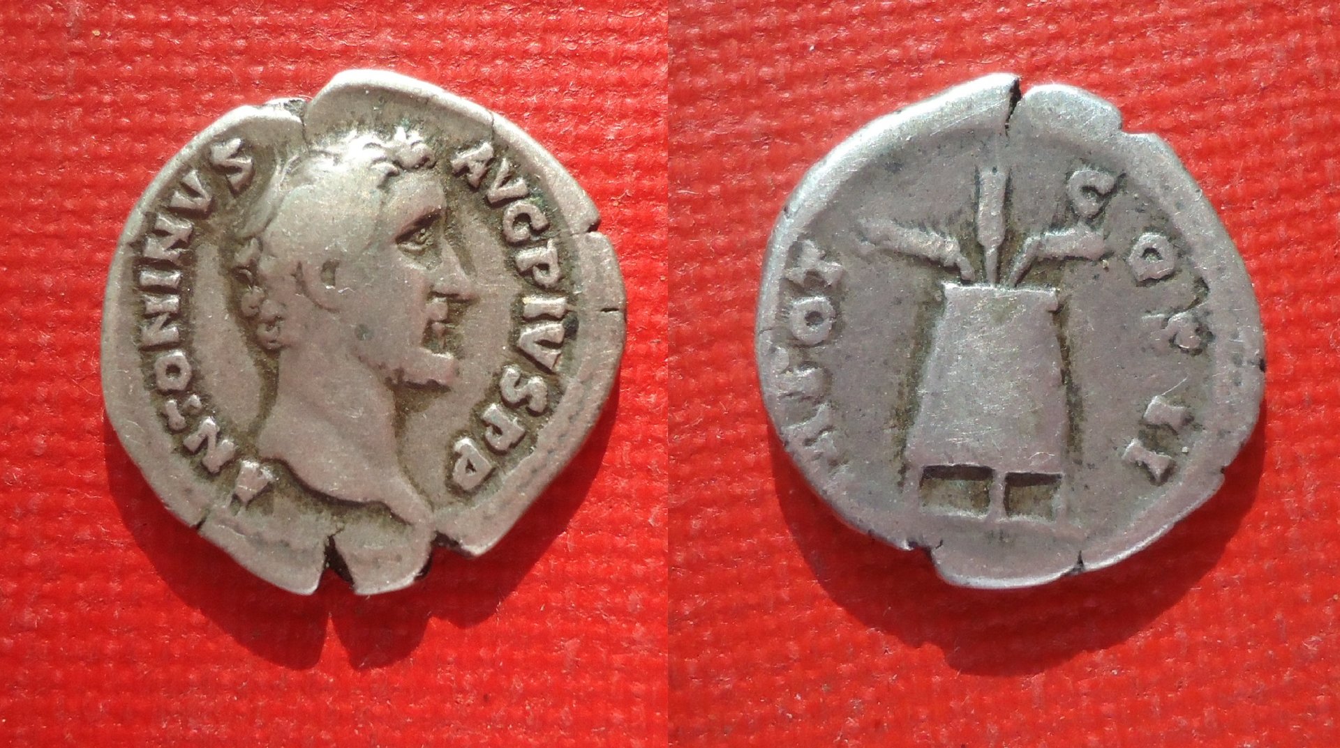 Antoninus Pius - Den. Modius Aug 2019 (0).jpg