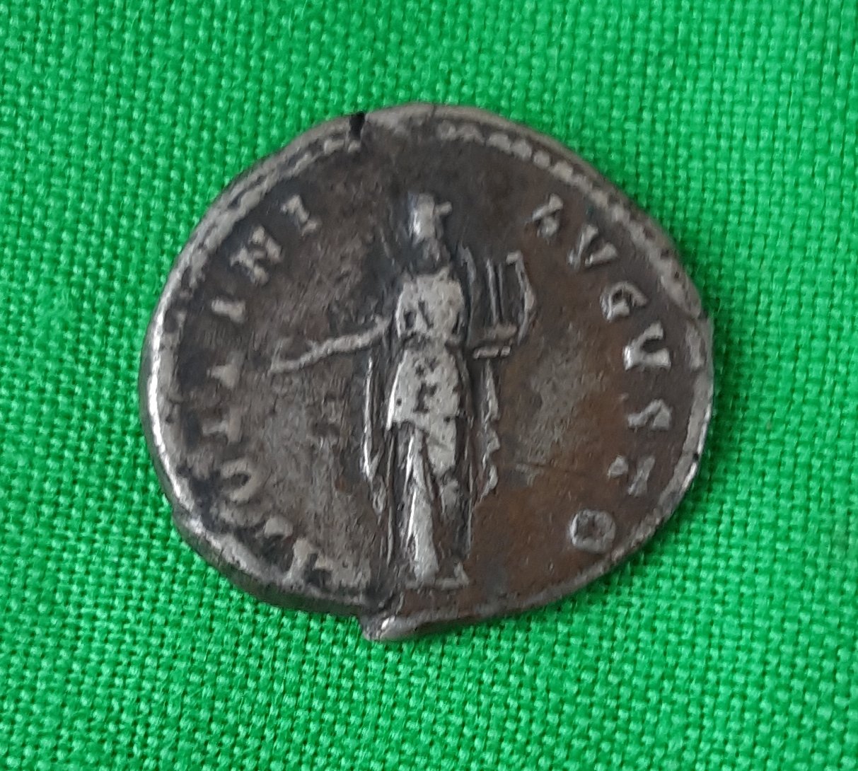 Antoninus Pius Denarius rev Apollo on Green.jpg